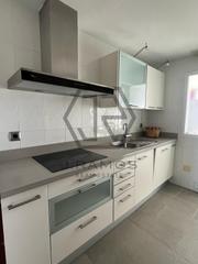 Appartement  Moscatel. Piso de 4 dormitorios en torre del mar