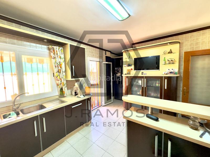 Foto 3e4f3f1d-9abe-487d-aa59-72b1f7dcfba2. Casa adosada magnifico chalet en zona privilegiada de viñamalaga en Torre del Mar