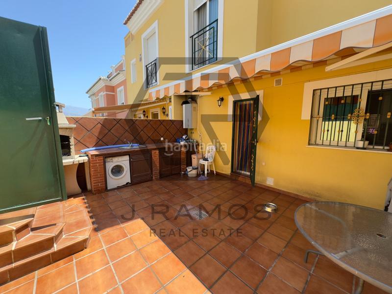 Foto 8553be60-f339-4ec8-b78d-b56b38455862. Casa adosada magnifico chalet en zona privilegiada de viñamalaga en Torre del Mar