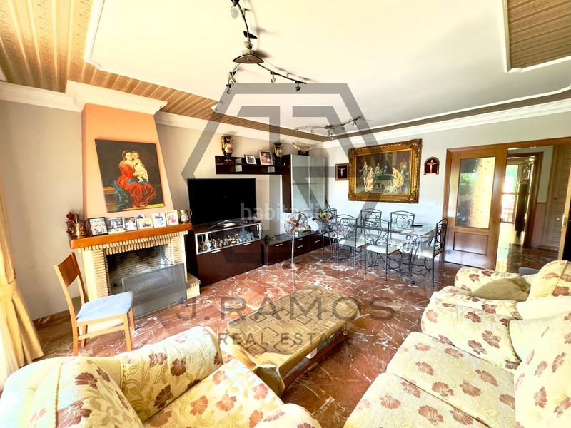 Foto 97336f52-8e40-44be-b1d0-6459a92a92a3. Casa adosada magnifico chalet en zona privilegiada de viñamalaga en Torre del Mar