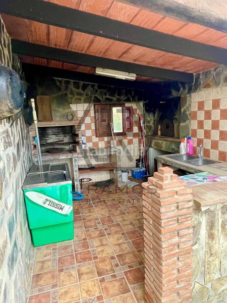 Foto 4f2a1494-650e-4142-9c57-27cb30213175. Masía casa con piscina y terreno cultivado en triana en Vélez - Málaga