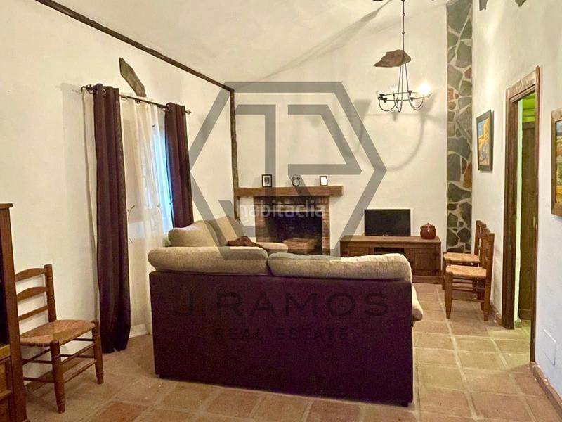 Foto b61f3fa0-1eda-4126-a0fd-2b8eeb987367. Masía casa con piscina y terreno cultivado en triana en Vélez - Málaga