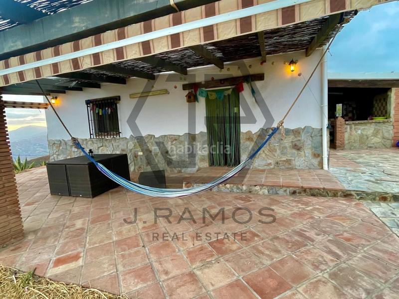 Foto c447a51a-e3f1-49f3-8246-cb29892504c3. Masía casa con piscina y terreno cultivado en triana en Vélez - Málaga