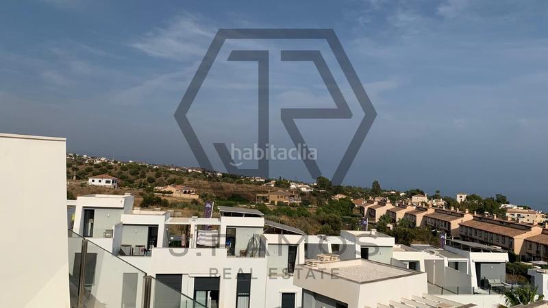 Foto b5d67d7a-80d9-4311-adb5-da0f8210126e. Reihenhaus mit pool in Añoreta Baja Rincón de la Victoria