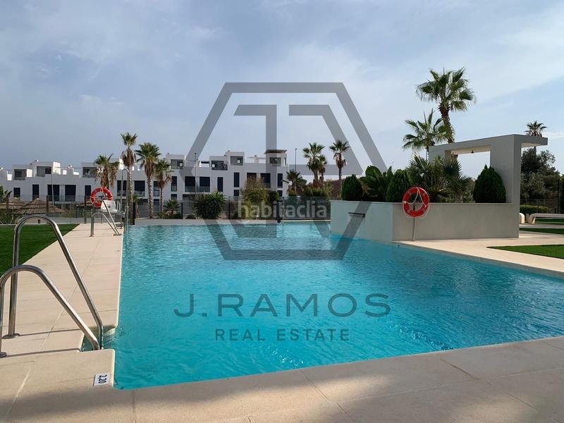 Foto f08cecc9-67e0-4a8f-9fd3-7600a02106f9. Reihenhaus mit pool in Añoreta Baja Rincón de la Victoria