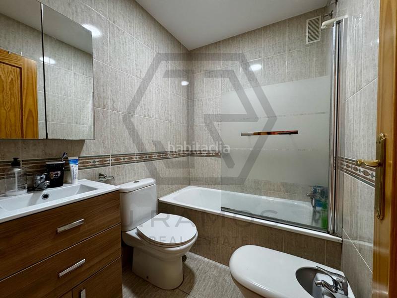 Foto 5e773d6d-8cc1-4c03-a0ce-d09a22116264. Flat with pool in Camino Algarrobo - Las Arenas Vélez - Málaga