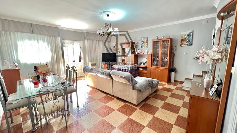 Foto 7550479b-f75f-4869-a9ee-9a67165f0dba. Casa adosada  en vélezmálaga en Centro Histórico Vélez - Málaga