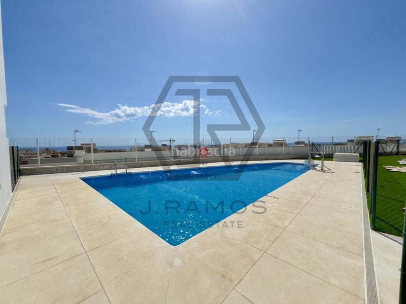 Foto b5af4e94-6481-42d9-81bf-d1829ddeb8e8. Casa adossada amb calefacció piscina a Viña Málaga Torre del Mar
