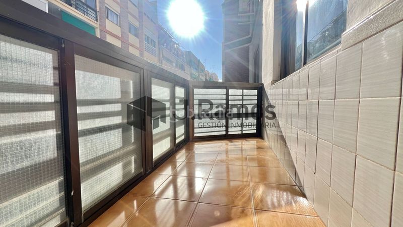 Foto 8960eaff-e430-40f1-8202-e5d1f2e46d32. Piso  de dos dormitorios en Poniente-Faro Torre del Mar