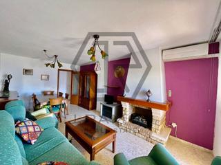 Pis a Viña Málaga. Estupendo piso de 4 dormitorios con garaje en torre del mar