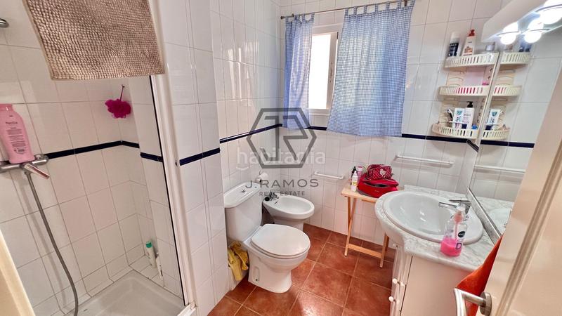 Foto 3d5d881c-9f2e-46b5-bc0a-f72d47e6aa32. Alquiler piso alquiler temporal en Centro Torre del Mar