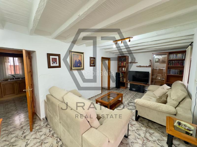 Foto 7c355d83-8aa9-4043-bd03-5e606249e31a. Casa adossada a Viñuela