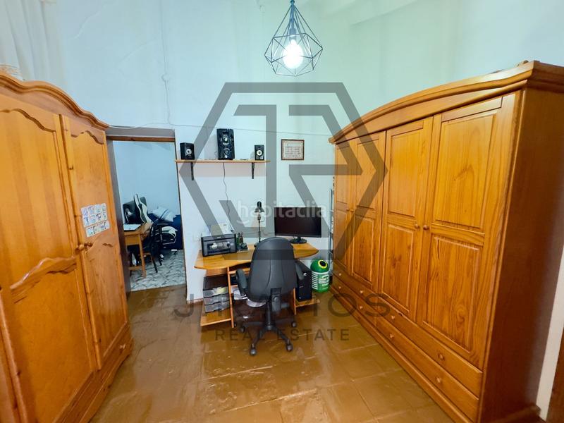 Foto b9229aec-52ec-4764-93db-277ed15d2342. Casa adossada a Viñuela