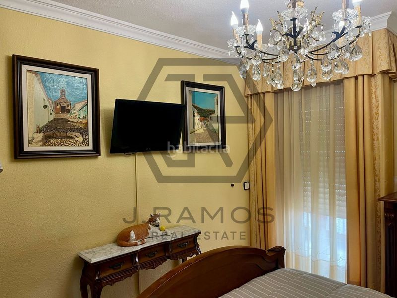 Foto 18bb13bd-8da7-4c74-a60b-b947fe3b3a5f. Pis amb piscina a Poniente-Faro Torre del Mar