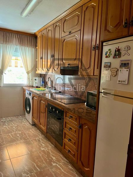 Foto 20f5fedf-515d-4ef2-82ee-a2305cda2ec3. Pis amb piscina a Poniente-Faro Torre del Mar