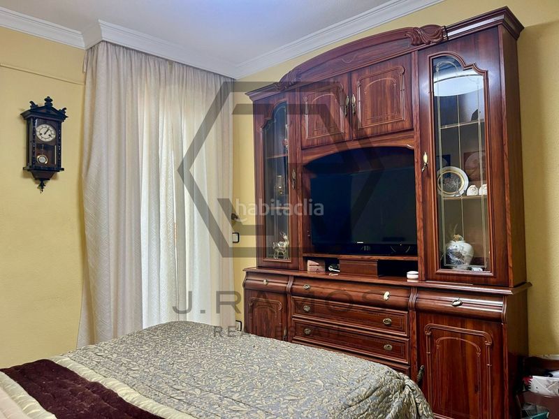 Foto a14bf30c-3ac6-4175-931c-dec0e21e4d23. Pis amb piscina a Poniente-Faro Torre del Mar