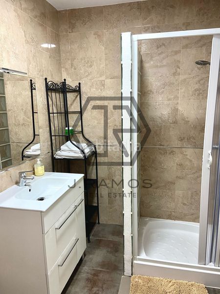 Foto 345dfdaa-982e-4cf6-8b59-06252d68861e. Casa adossada amb calefacció piscina a Poniente-Faro Torre del Mar