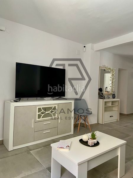 Foto 391f4969-df8b-4e05-b76b-d5ef43b8a2b7. Casa adossada amb calefacció piscina a Poniente-Faro Torre del Mar