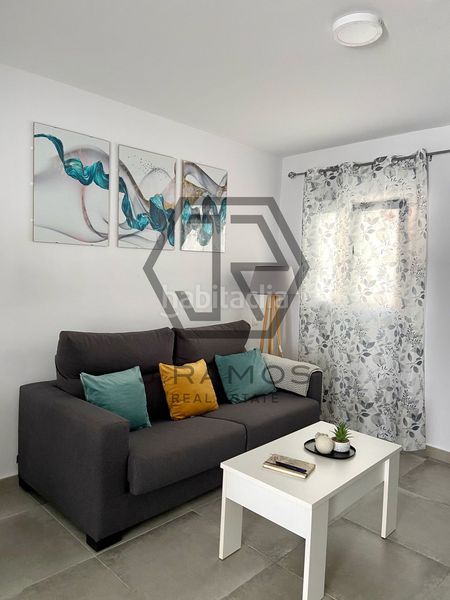 Foto bbe96fd0-1103-4843-9b36-aa324dc2ee2f. Casa adossada amb calefacció piscina a Poniente-Faro Torre del Mar