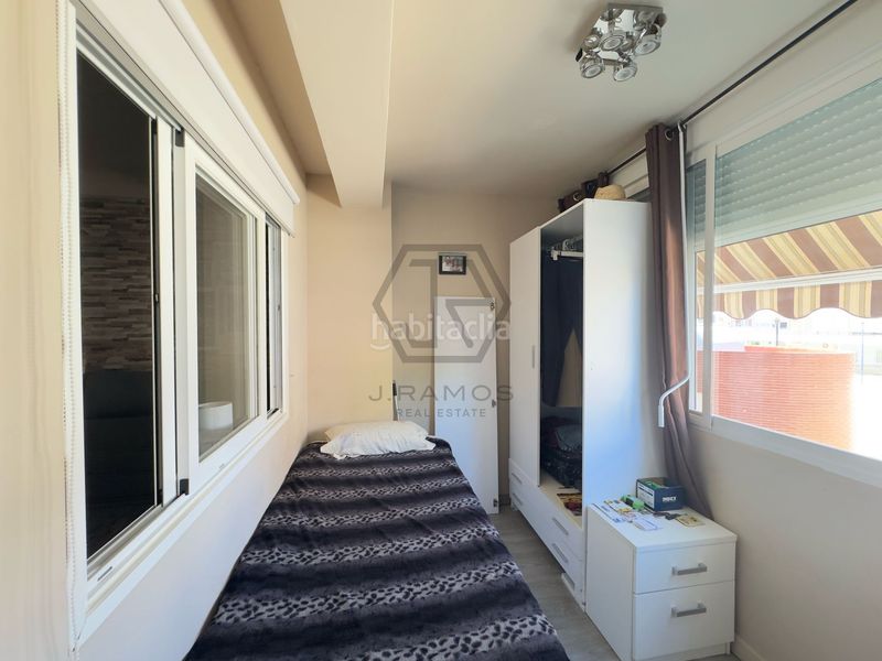 Foto 9b897384-7782-4016-b10e-e80f60b3210b. Estudi amb piscina a Centro Torre del Mar