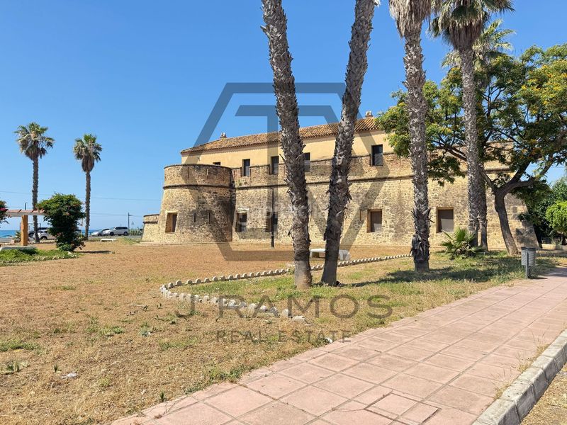 Foto 6f9a0591-7554-40c7-a50d-d75ba0402d1f. Casa amb piscina a Almayate Bajo