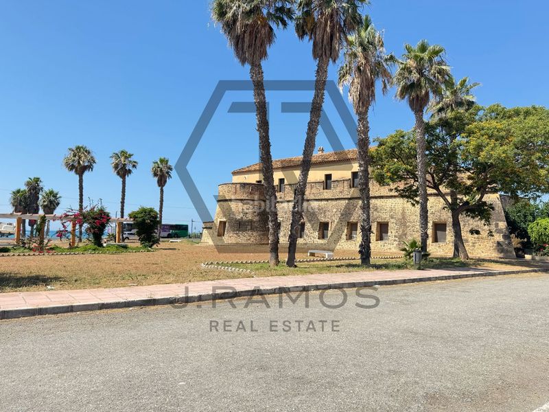 Foto d2c360aa-c30f-4d38-ba99-c0d3169c6473. Casa amb piscina a Almayate Bajo