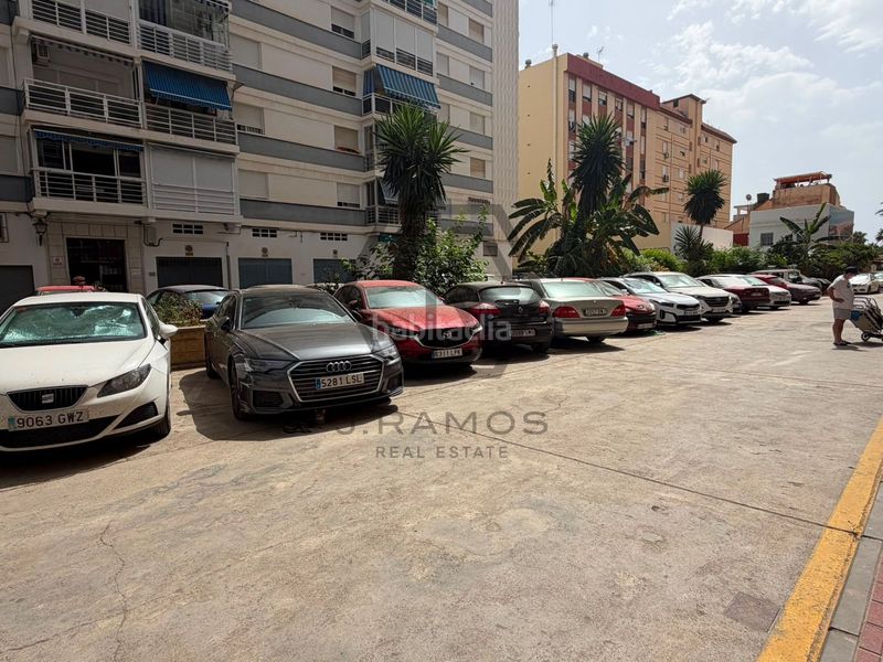 Foto eab47036-d716-4c37-86fa-30fd9805292a. Pis a Poniente-Faro Torre del Mar