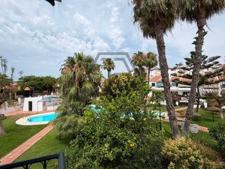 Casa adosada  Utiel. Chalet  en viñamalga