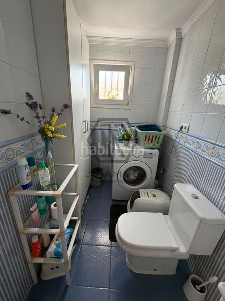 Foto 41e6f5b6-333a-4f21-9691-eaa99f4cac22. Casa adossada amb calefacció piscina a Viña Málaga Torre del Mar