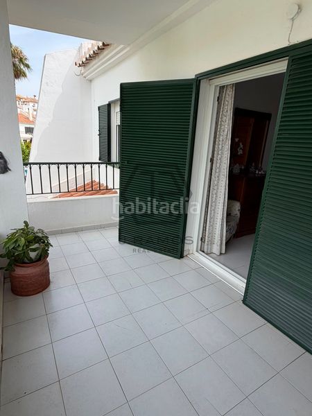 Foto 9413256b-fdf5-4316-8c45-8bd03e07c0dd. Casa adossada amb calefacció piscina a Viña Málaga Torre del Mar