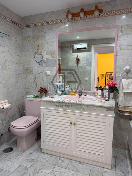 Foto b7fae1e6-f42b-4bbf-9f48-20910a9618a5. Casa adossada amb calefacció piscina a Viña Málaga Torre del Mar