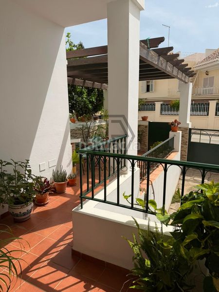 Foto bb67e075-51f7-44e7-8de1-df067cd537e2. Casa adossada amb calefacció piscina a Viña Málaga Torre del Mar