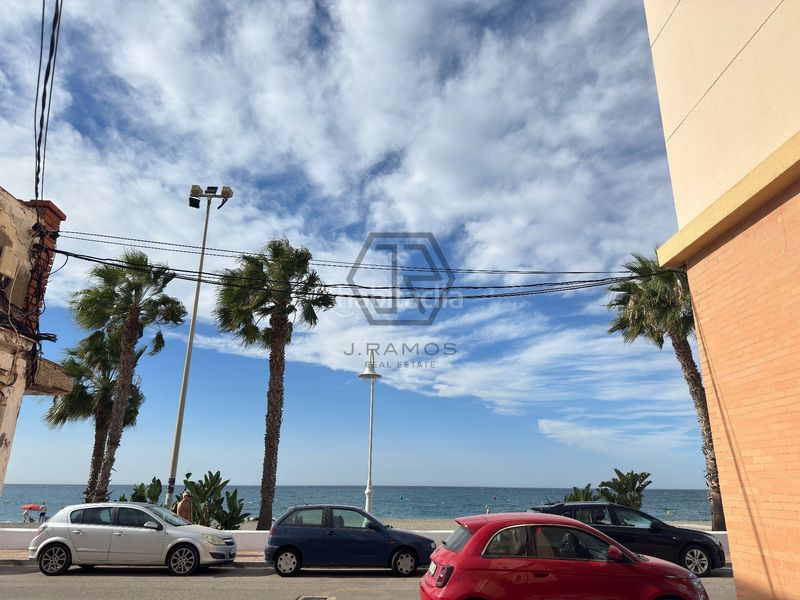 Foto 742bb257-f543-48ff-a553-c5876dc62d17. Pis a Algarrobo Costa