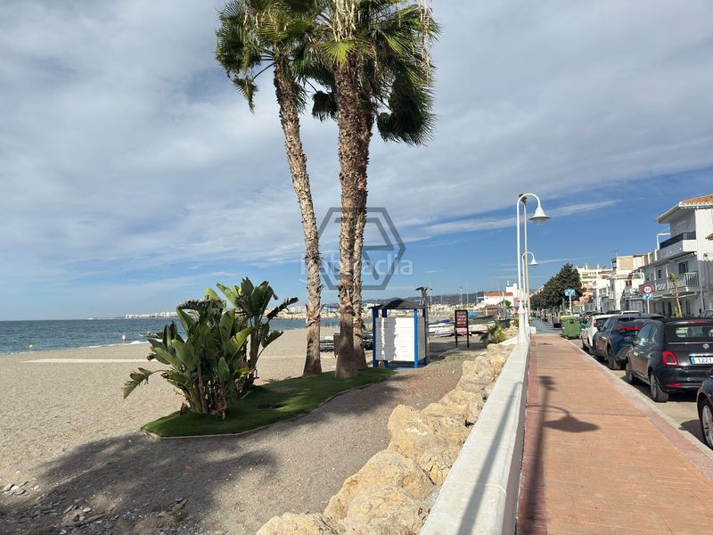 Foto f3a80723-e434-4bb7-9d49-121afa9578a0. Pis a Algarrobo Costa