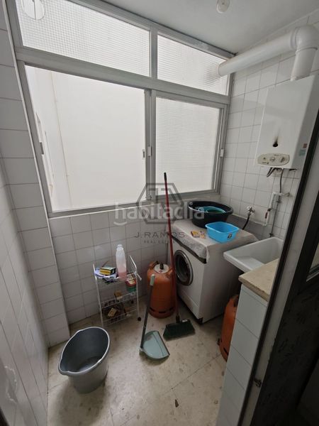 Foto dc2e833a-e0f1-4aed-ad90-ab040c38c53b. Pis a Centro Torre del Mar