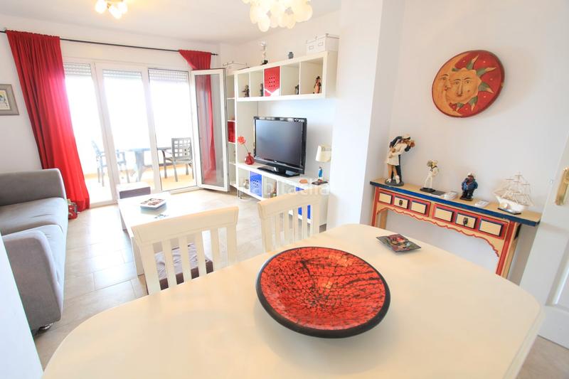 Foto 6fde2d32-bd0f-4e5b-bc7b-c4d98800142b. Apartamento en calle carvajal 12 magnífico apartamento de dos dormitorios con vistas frontales al mar en Benalmádena