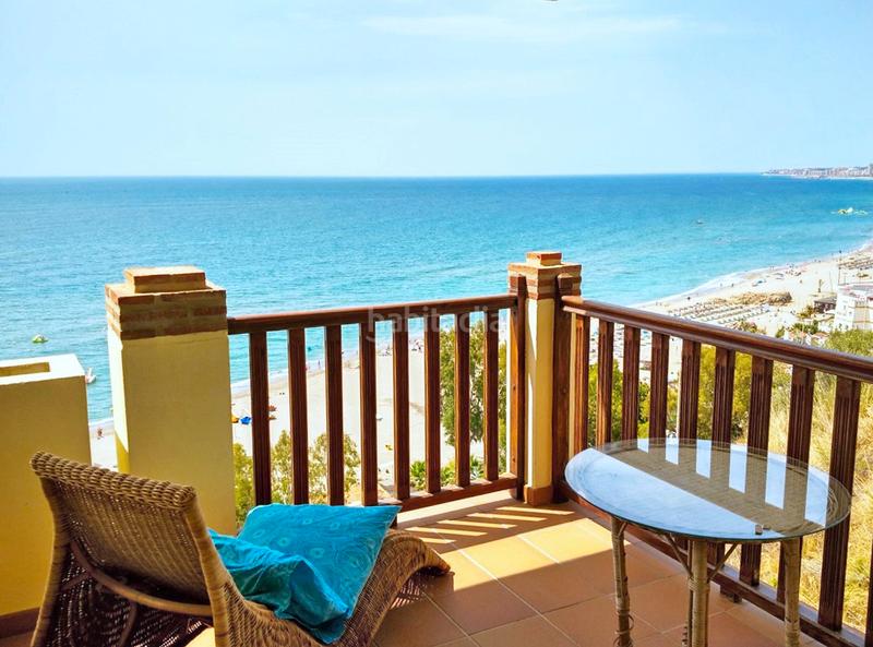 Foto ae7b3645-5cd6-4426-9d03-8f58783340e7. Apartamento en calle carvajal 12 magnífico apartamento de dos dormitorios con vistas frontales al mar en Benalmádena