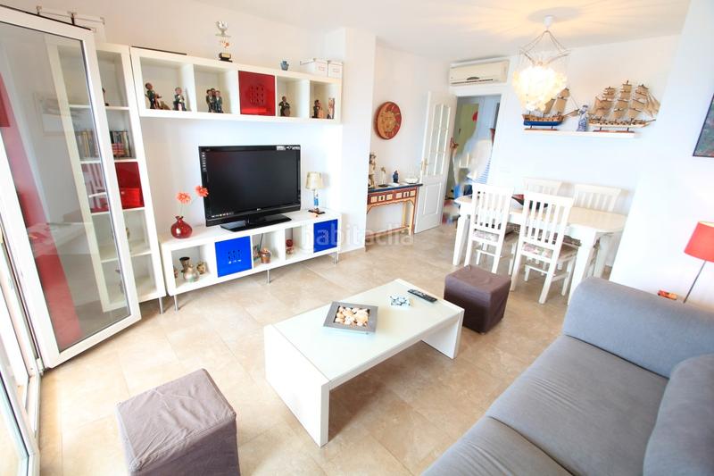 Foto ce063101-e504-4c8f-9c1d-14bd8438eefa. Apartamento en calle carvajal 12 magnífico apartamento de dos dormitorios con vistas frontales al mar en Benalmádena