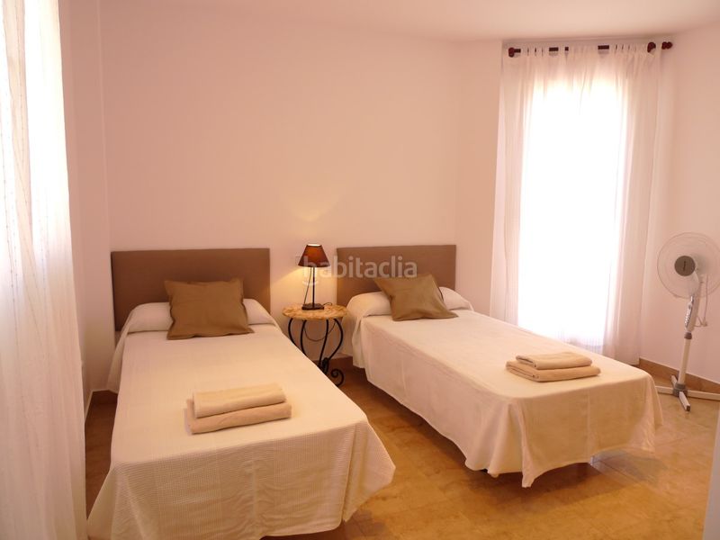 Foto a24da392-820e-4f5f-9b0f-f636c55d6b7f. Dúplex a calle almendro el 27 a Alcorrín Manilva