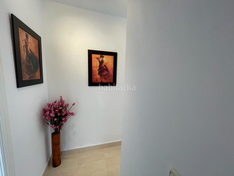 Foto 8cde3ffa-a393-4548-890b-6184dd7d66a8. Lloguer apartament a urbanización cármenes los el hacho 135 a Manilva