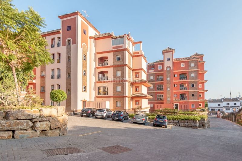 Foto d587e878-a3ea-4066-b20e-3b42f0a9a66c. Lloguer apartament a urbanización cármenes los el hacho 135 a Manilva