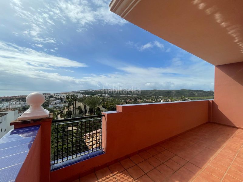 Foto e7ac8b5f-e65c-41c7-bdd2-1f7b0208d492. Lloguer apartament a urbanización cármenes los el hacho 135 a Manilva