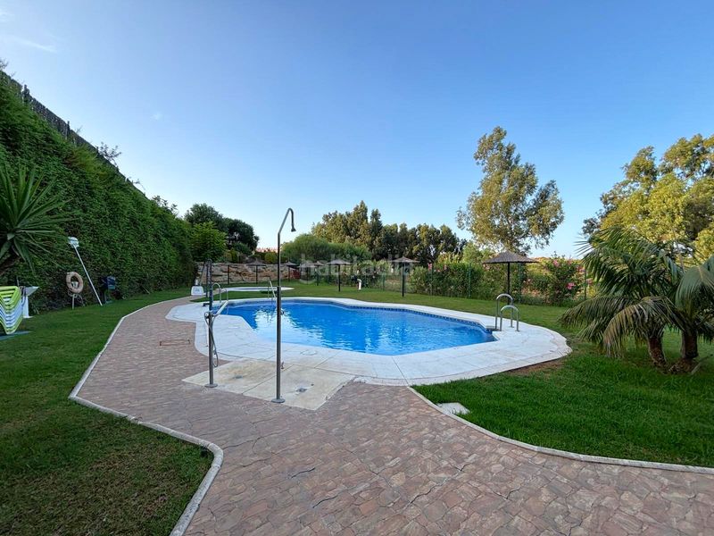 Foto 2347a39f-7295-4fd9-9365-0e17869dcf71. Apartament amb calefacció aparcament piscina a Chullera Manilva
