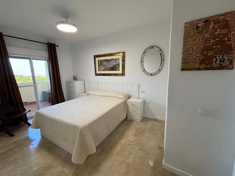 Foto d905e1c3-c3b2-4685-8790-76e432e54207. Apartament amb calefacció aparcament piscina a Chullera Manilva
