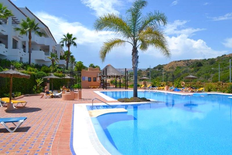 Foto 2febf682-5b3d-48ff-bc81-00dbfd94653a. Rent apartment in e-2 8b in La Duquesa Manilva