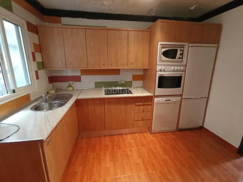 Foto 0d2ea661-85bb-42db-8e51-a76d89742ad3. Casa amb calefacció a Manilva pueblo Manilva