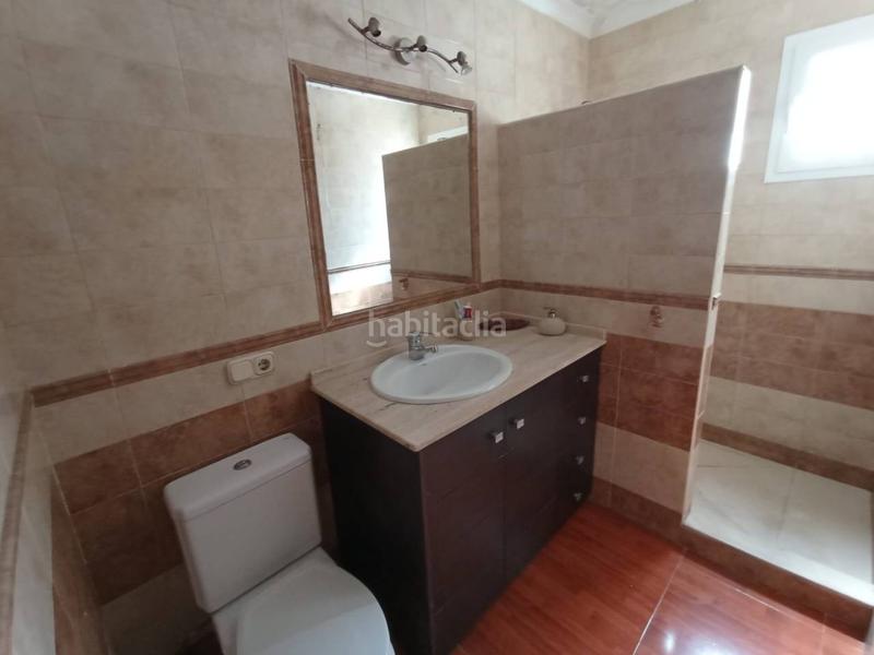 Foto c2f3e18b-4acc-4d57-864f-e8825b4247f5. Casa amb calefacció a Manilva pueblo Manilva