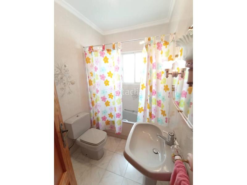 Foto e7bf77a6-9a7f-4459-ab54-160545c62a48. Casa amb calefacció a Manilva pueblo Manilva