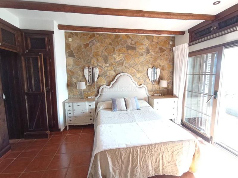 Foto affacd74-73e1-46cd-b2ce-992f7691af20. Casa con riscaldamento parcheggio piscina in San Enrique-Guadiaro-Pueblo Nuevo Sotogrande