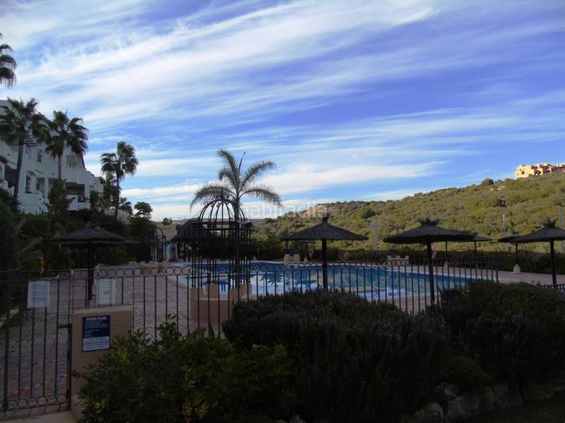 Foto ca5fe17a-0f85-4cfe-9b0b-ebdd28d5bca5. Àtic amb calefacció aparcament piscina a La Duquesa Manilva